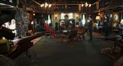 Knives Out - interior scene - library