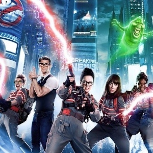 Poster for Ghostbusters (2016): the four Ghostbusters with proton packs and Slimer over the city